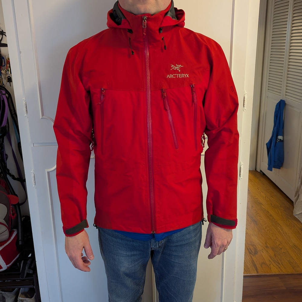 Arc'teryx Men's Red Jacket